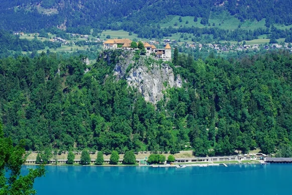 Grajsko kopališče